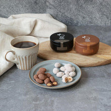 画像をギャラリービューアに読み込む, INIC コーヒーアマンドショコラ ブラック ホワイト 2022